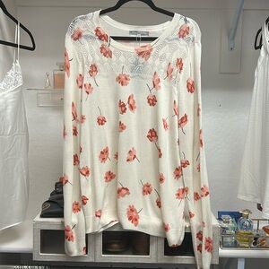 NWT Daniel Rainn Sweater